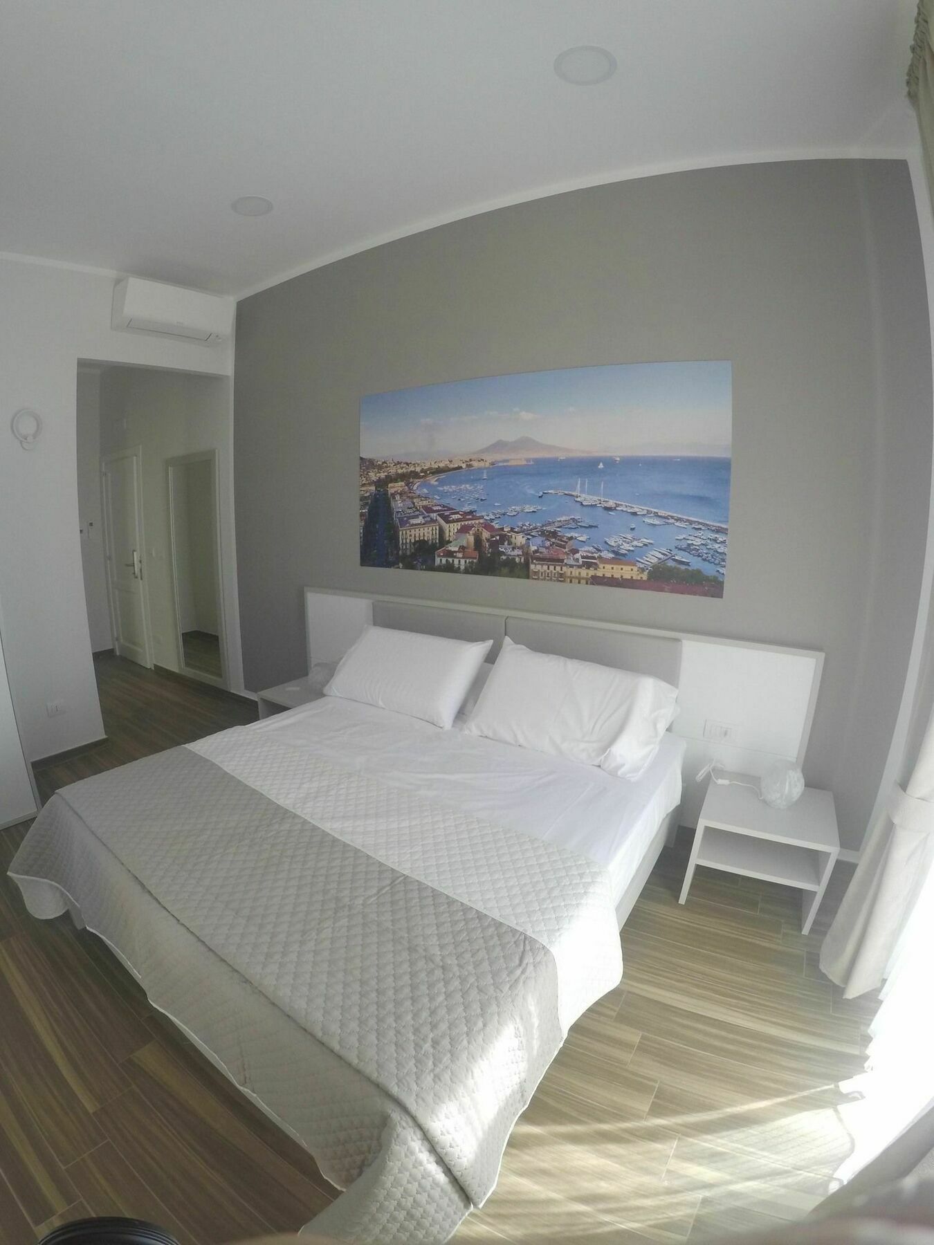 Rooms Stazione Centrale Napoli Ngoại thất bức ảnh