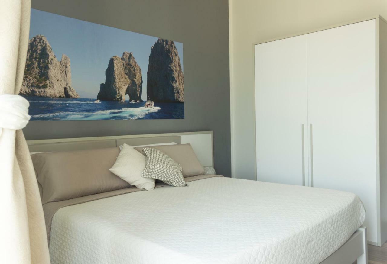 Rooms Stazione Centrale Napoli Ngoại thất bức ảnh