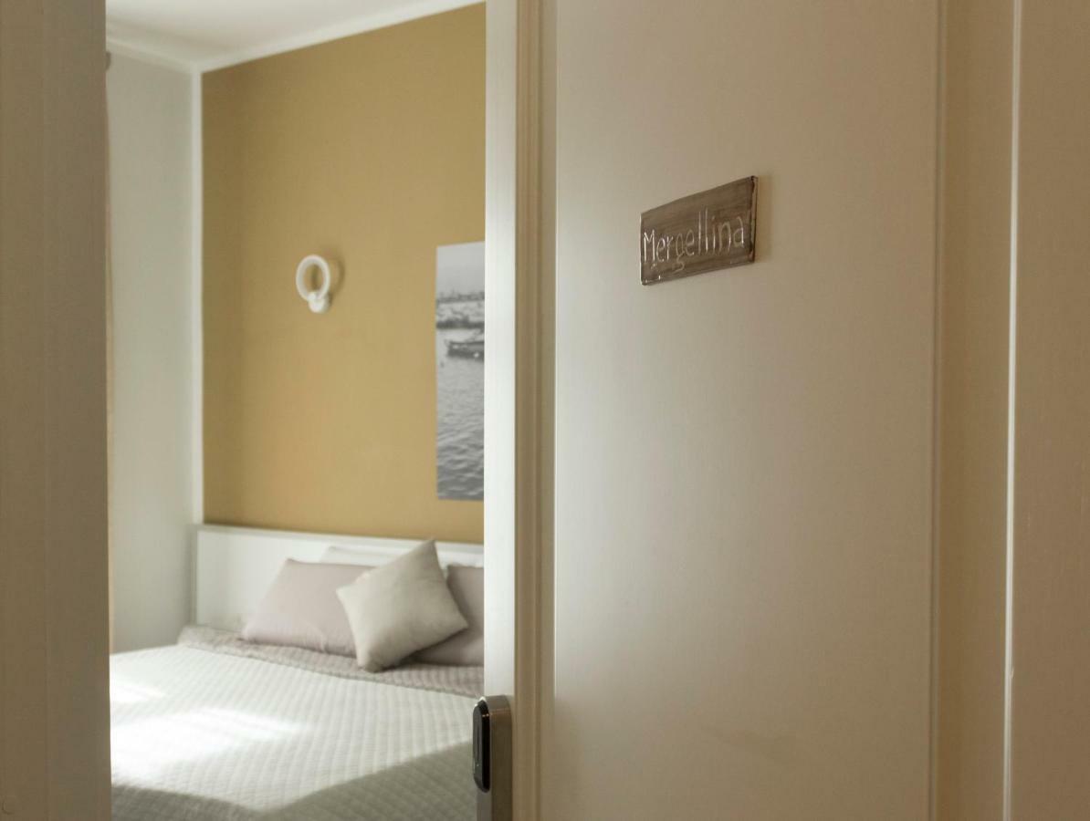 Rooms Stazione Centrale Napoli Ngoại thất bức ảnh